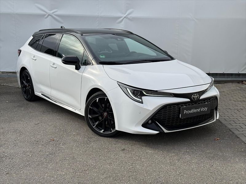 Toyota Corolla 2,0 GR sport, Hybrid - fotka 3 z 20