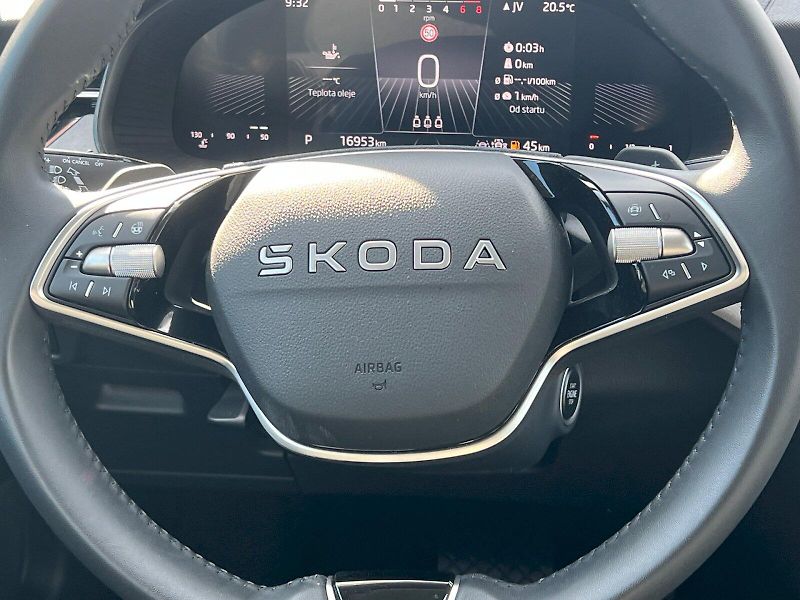Škoda Kamiq (2025) Top Selection 1.0TSi 85kW 7°au - fotka 22 z 28