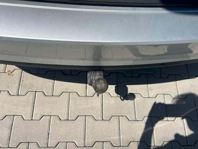 Škoda Superb (2023) COM GRT SPO4X4 TD 140/2.0 A7A - fotka 24 z 33
