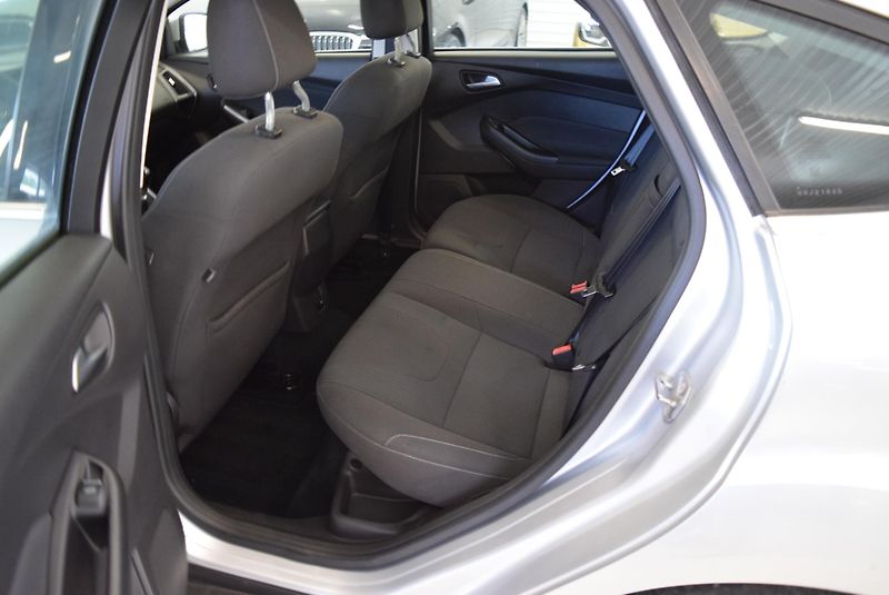 Ford Focus 1.6 TDCI CEBIE - fotka 10 z 34
