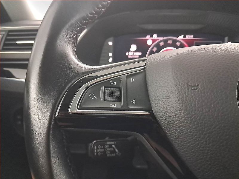 Škoda Superb (2020) Laurin&Klement 2.0 TDI - fotka 18 z 20