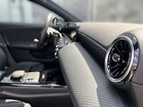 Mercedes-Benz Třídy A 180 - náhled 18