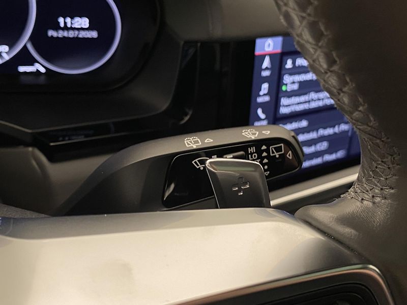 Porsche Cayenne E-HYBRID 250kW AWD AUT CZ - fotka 22 z 111