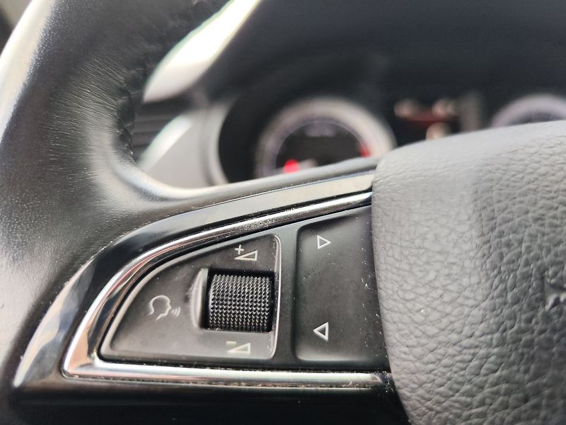 Škoda Octavia 2.0 TSI/140kW Style DSG - fotka 26 z 32