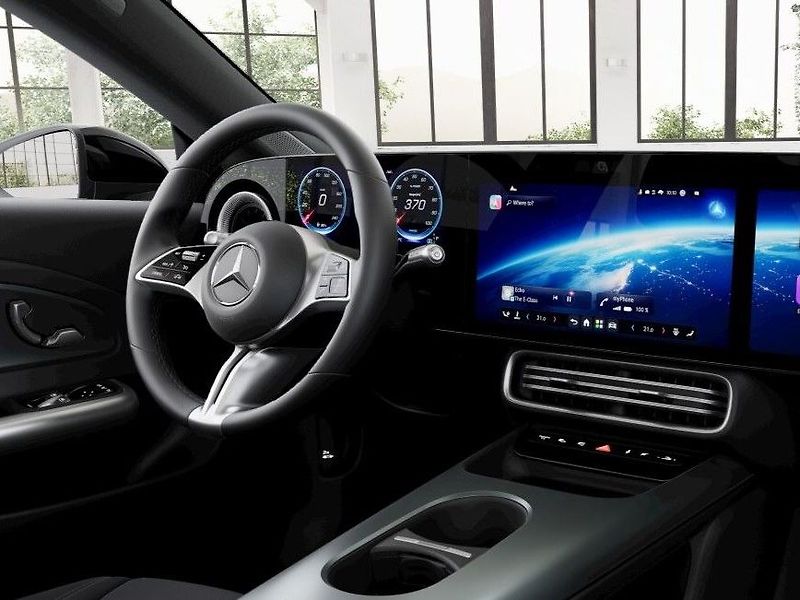 Mercedes-Benz CLA (2026) 200 electric - fotka 9 z 9