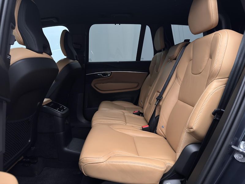 Volvo XC90 T8 AWD RECHARGE DARK PLUS CZ  - fotka 5 z 51