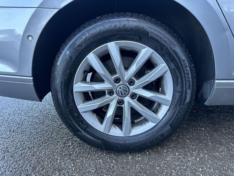 Volkswagen Passat (2018) Variant 2.0 TDI DSG Comfortlin - fotka 26 z 27