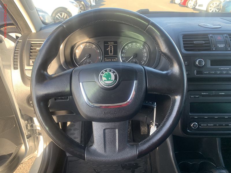 Škoda Roomster (2010) 1.2 TSI - fotka 13 z 19