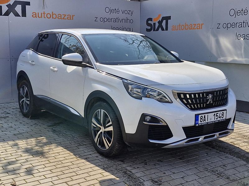 Peugeot 3008  Allure 1,5 BlueHDi (96 kW) - fotka 2 z 10