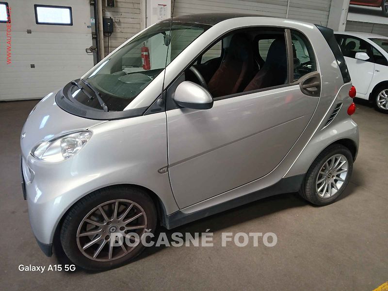 Smart Fortwo (2008) 1.0i Coupe - fotka 1 z 3