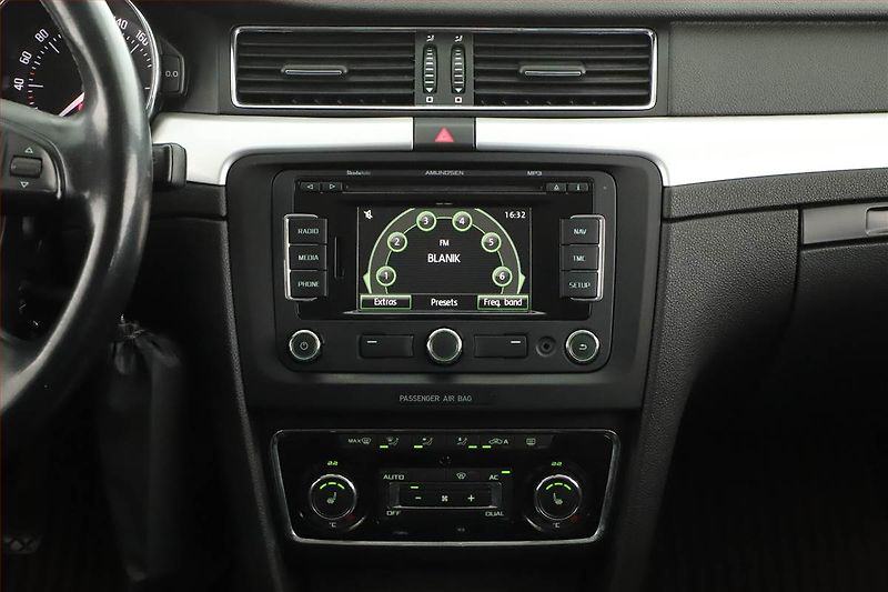 Škoda Superb (2010) 1.8 TSI, 4X4, Tempomat - fotka 10 z 18