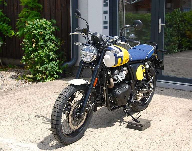 Royal Enfield (2026) Bear 650 WILD HONEY - fotka 10 z 25