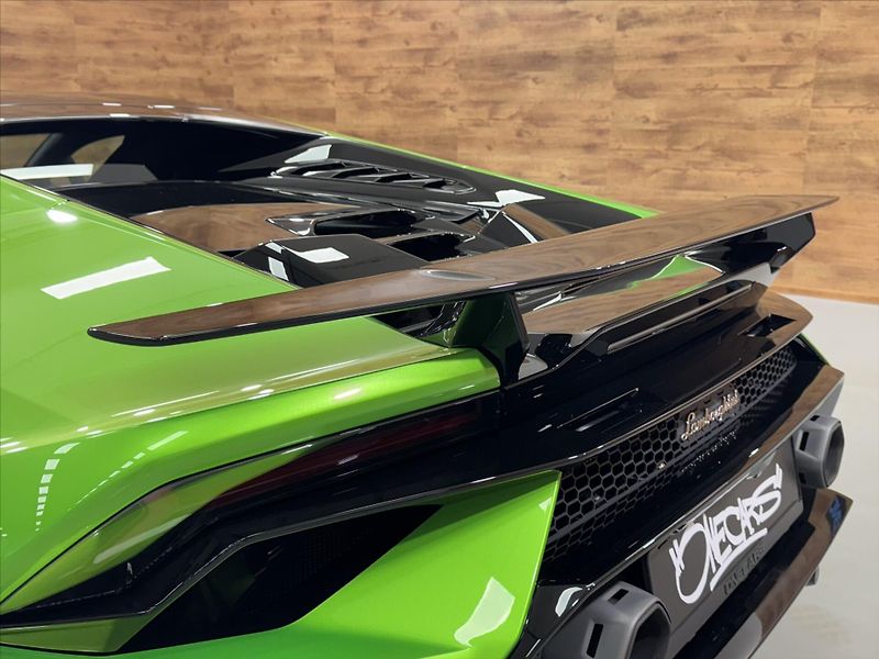 Lamborghini Huracán TECNICA MY24 ZÁRUKA PPF - fotka 5 z 33
