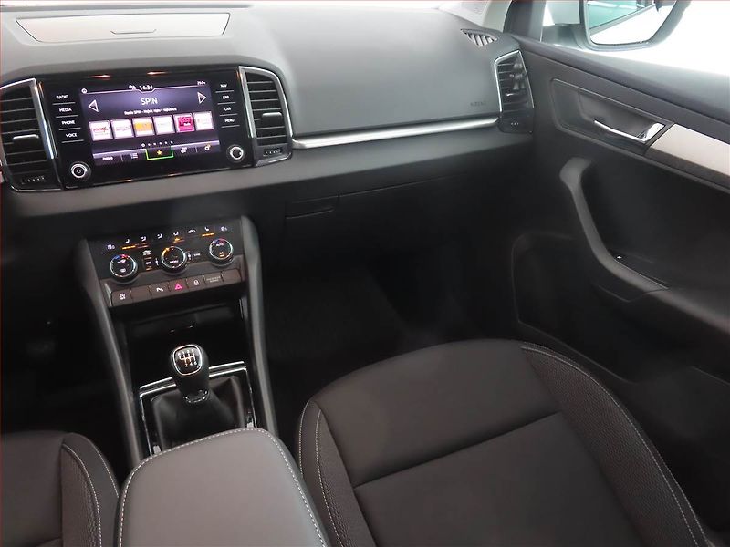 Škoda Karoq (2022) Ambition Plus 2.0 TDI - fotka 8 z 16