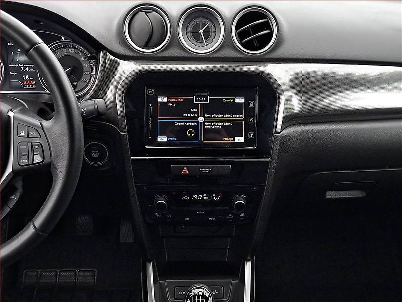 Suzuki Vitara (2019) 1.4 BoosterJet - fotka 12 z 19