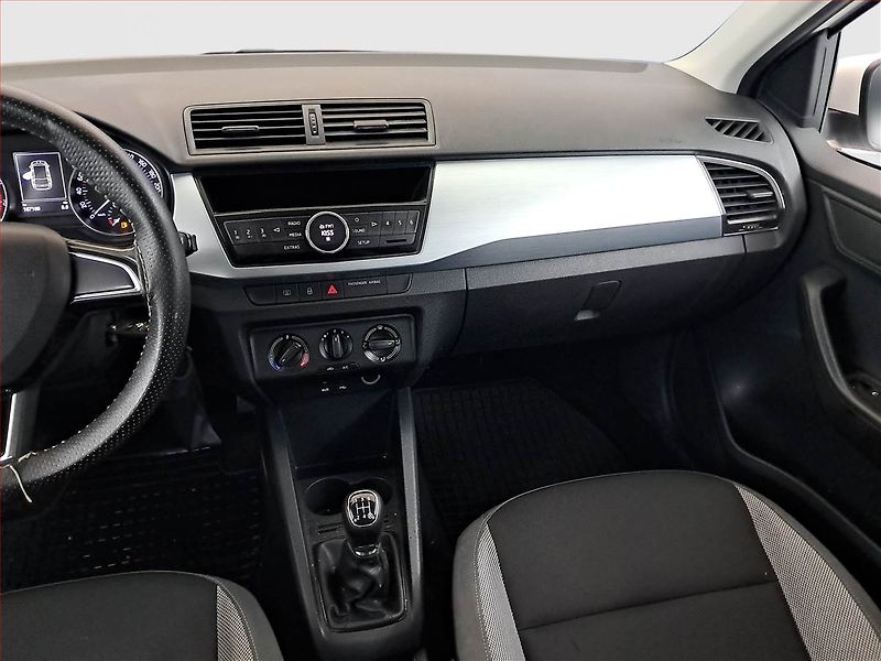 Škoda Fabia (2015) 1.0 - fotka 8 z 14