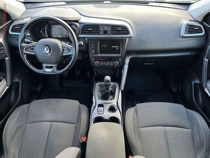 Renault Kadjar (2017) 1.2 TCe, AC - fotka 8 z 19