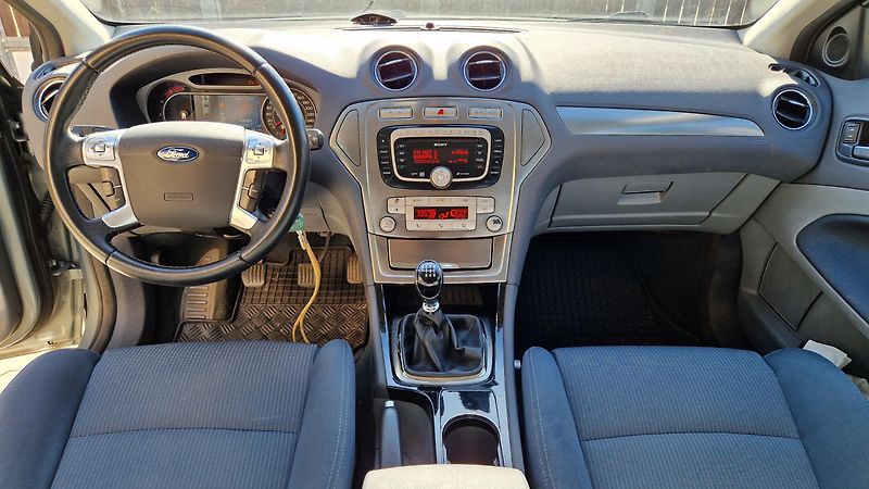 Ford Mondeo (2008) - fotka 12 z 21
