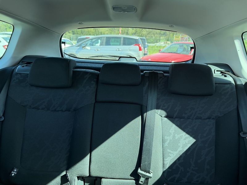 Peugeot 3008 1.6i 16V - fotka 17 z 21
