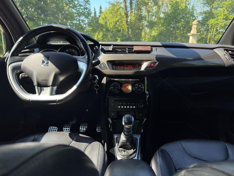 Citroën DS3 1.6HDi 82kW ČR KŮŽE NOVÁ STK  - fotka 10 z 21