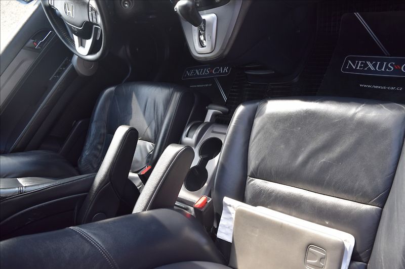 Honda CR-V 2,0 I 110KW 4X4 TAŽNÉ TOP! - fotka 23 z 51