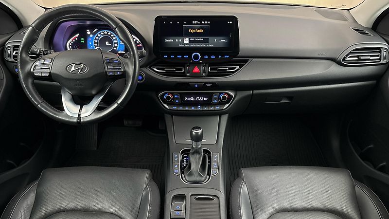 Hyundai i30 1.5 T-GDI AUT Style Kombi - fotka 8 z 29