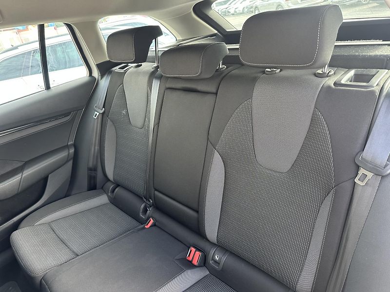 Škoda Octavia (2021) 1.5TSI, ser.knížka, ČR - fotka 19 z 26