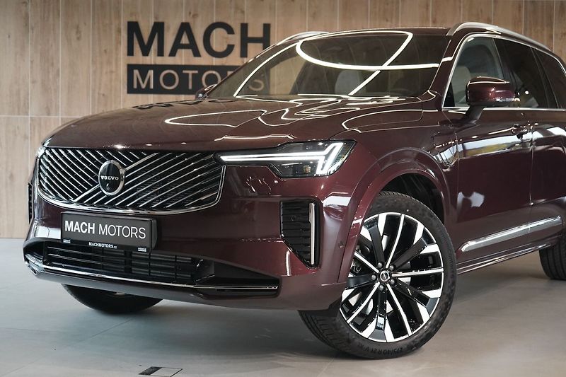 Volvo XC90 T8 PLUS Bright, Vzduch, 360° - fotka 2 z 50