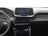Peugeot 2008 (2022) Allure 1.2 PureTech, Automat - náhled 12