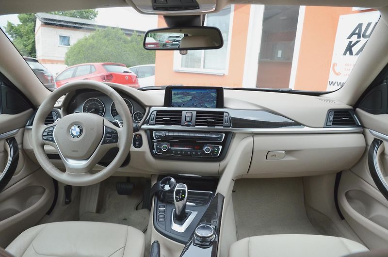 BMW Řada 4 (2015) 435d xDrive 230kW / ČR / LED   - fotka 22 z 43