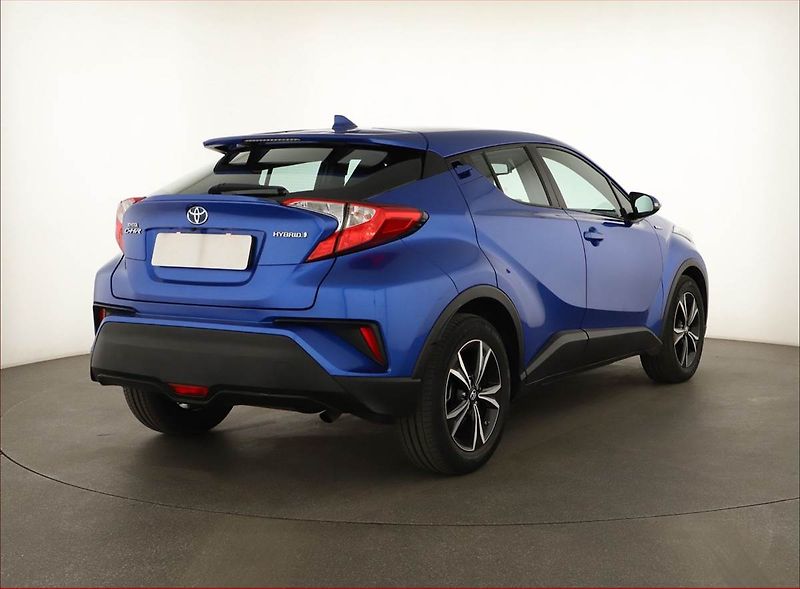 Toyota C-HR (2018) 1.8 Hybrid - fotka 5 z 15