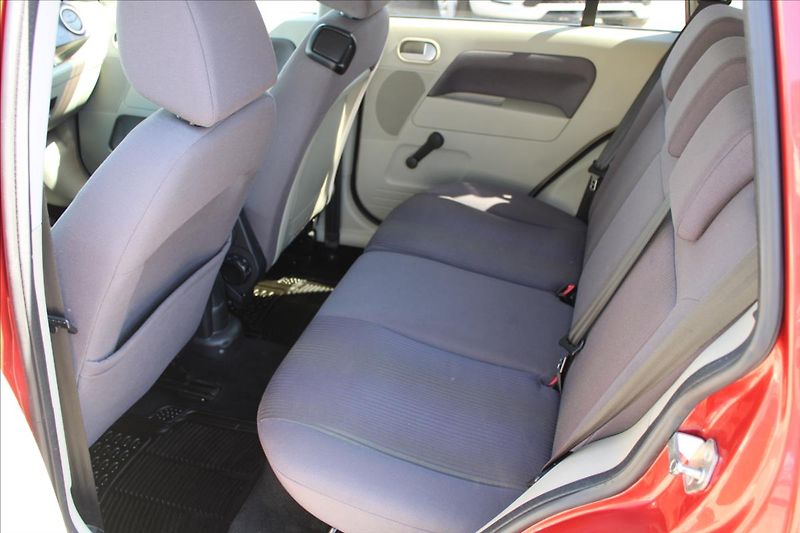 Ford Fusion 1,4 i  ČR,LPG 2032,TAŽNÉ - fotka 21 z 25