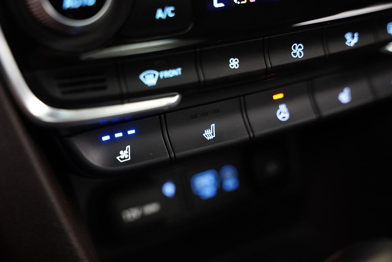 Hyundai Santa Fe - fotka 18 z 27