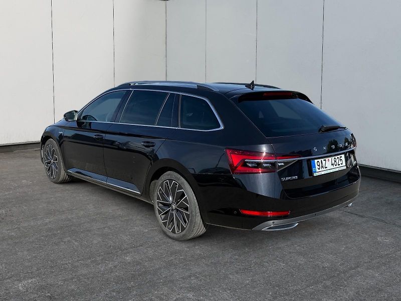 Škoda Superb (2023) L&K 2.0TDI 147kW DSG 4x4 TAŽNÉ - fotka 4 z 11
