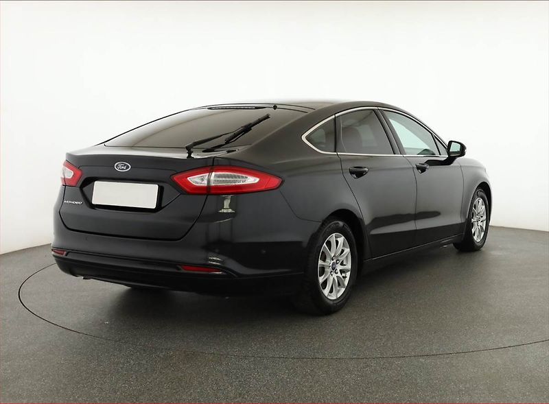 Ford Mondeo (2015) 2.0 TDCI, Serv.kniha, Navi - fotka 5 z 14