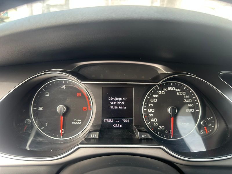 Audi A4 (2012) 2.0TDi,105KW,VYHŘ.SED.,TEMP. - fotka 16 z 27