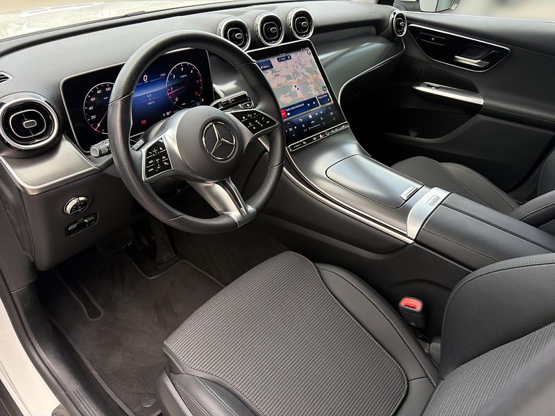 Mercedes-Benz GLC 220 d 4M Avantgarde - fotka 9 z 28