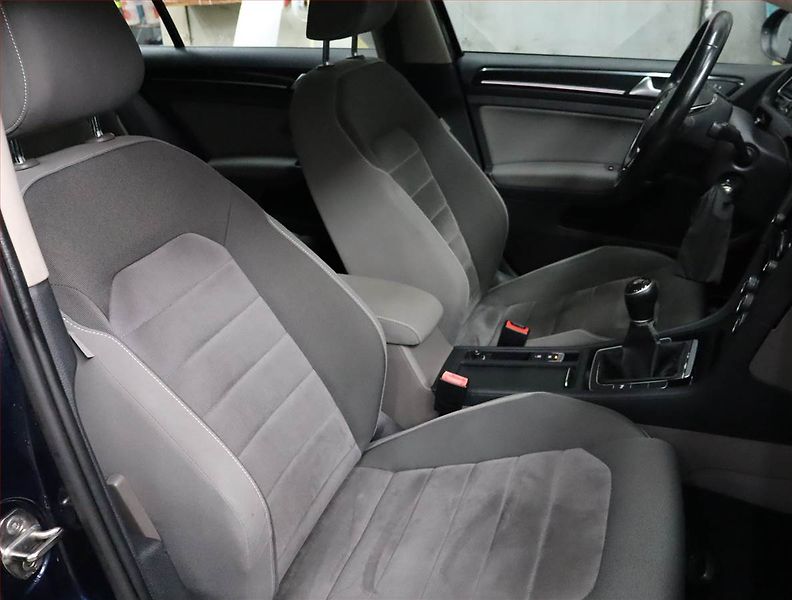Volkswagen Golf (2014) Comfortline 1.4 TSI - fotka 9 z 18