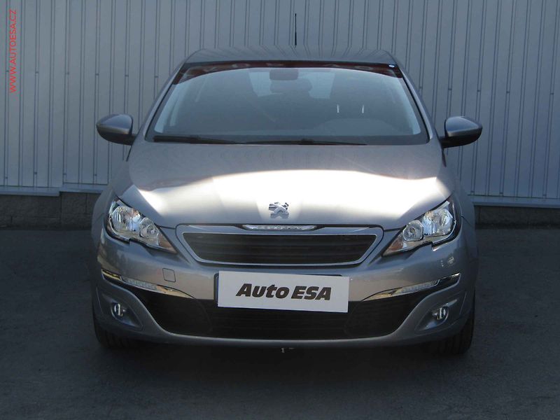 Peugeot 308 (2014) 1.6 HDi, ČR, AC, tempo, park - fotka 2 z 18