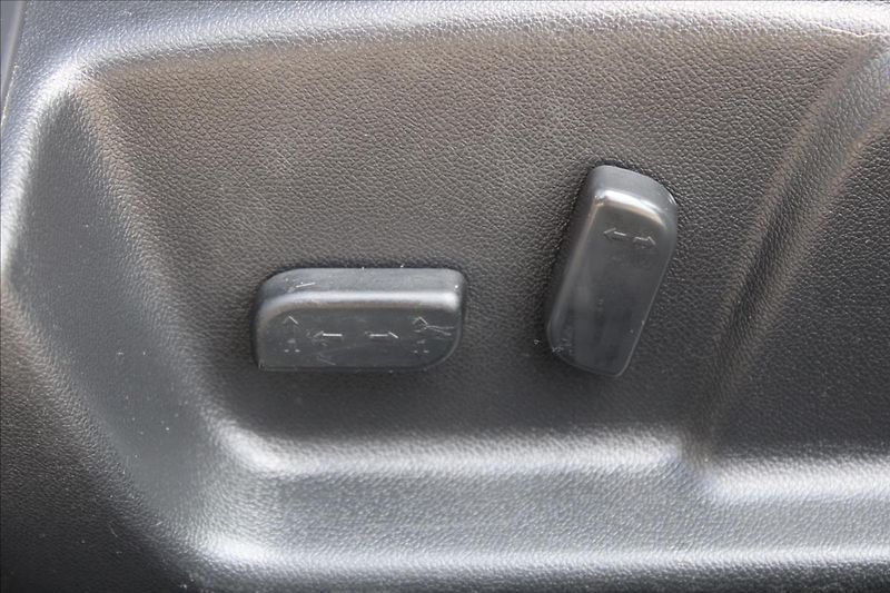Renault Latitude 2,0 dCi  NOVÉ V ČR,AUTOMAT - fotka 21 z 30
