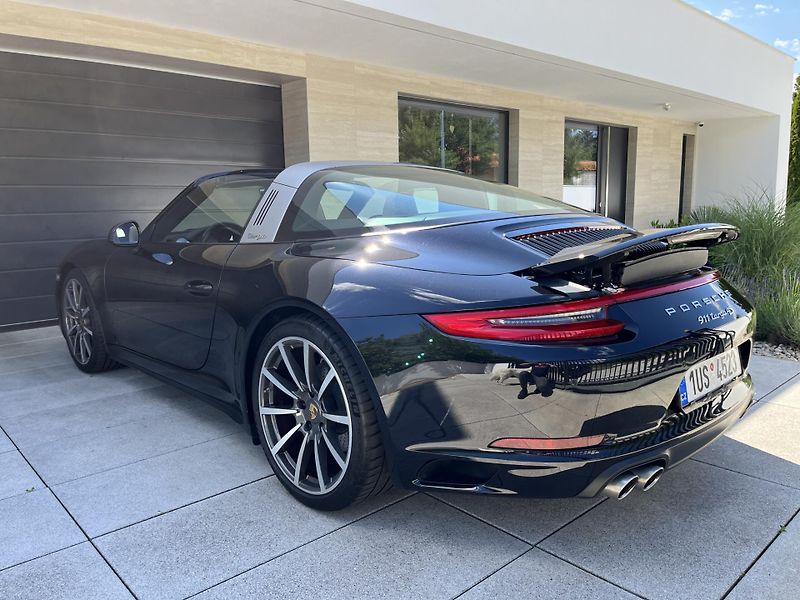 Porsche 911 Targa 4S 991.2 309 kW - fotka 5 z 31