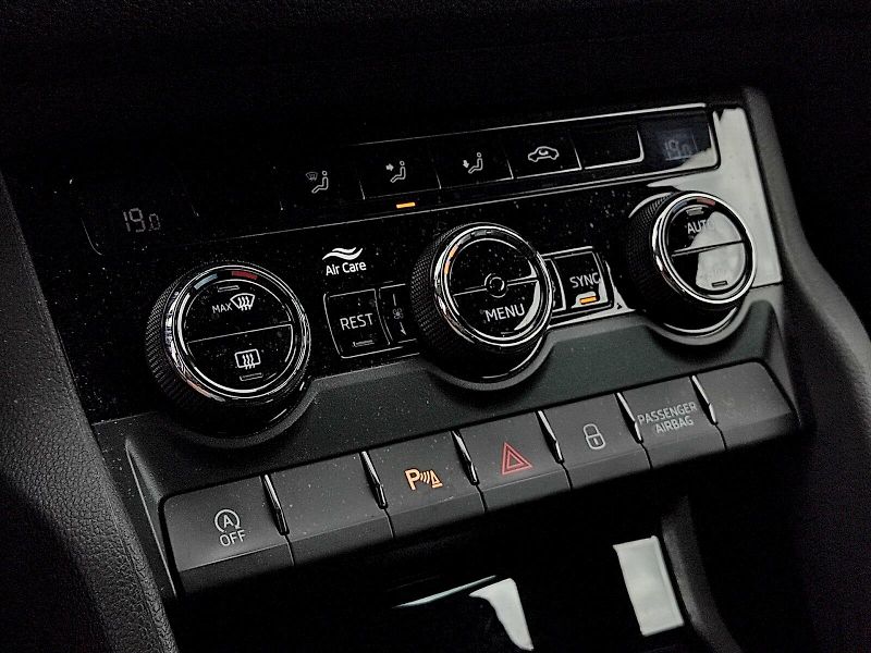 Škoda Kodiaq (2022) Ambition 2,0 Tdi 110 Kw DSG - fotka 20 z 35