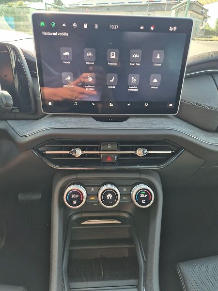 Škoda Kodiaq 2,0 TDI DSG 4x4 142kW, Exclusi - fotka 21 z 38