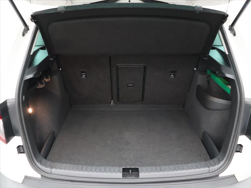 Škoda Karoq 1.6 TDI 85kW Style+ DSG DPH CZ - fotka 10 z 32