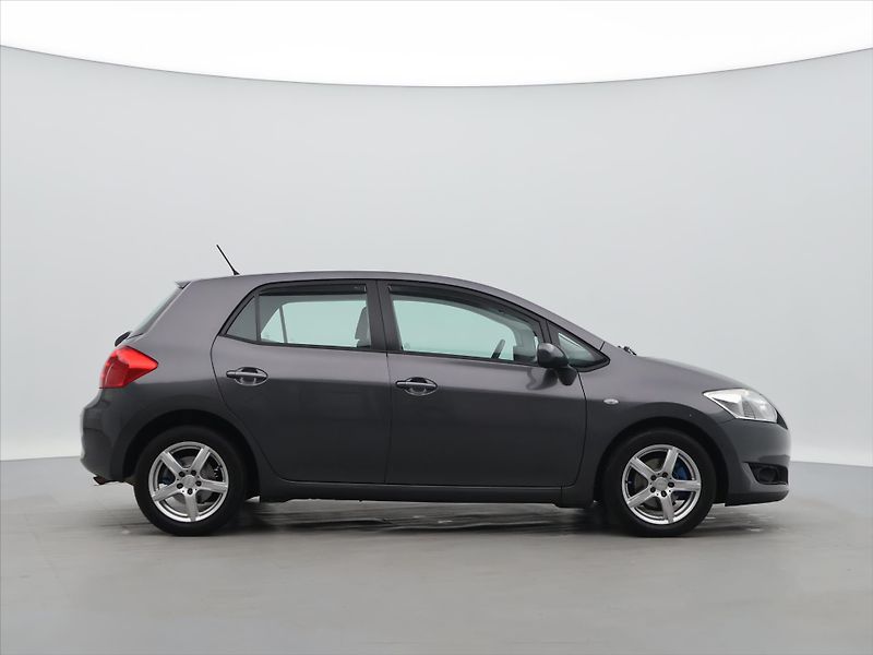 Toyota Auris 1,6 VVT-i 91kW Sol Aut.klima - fotka 8 z 22