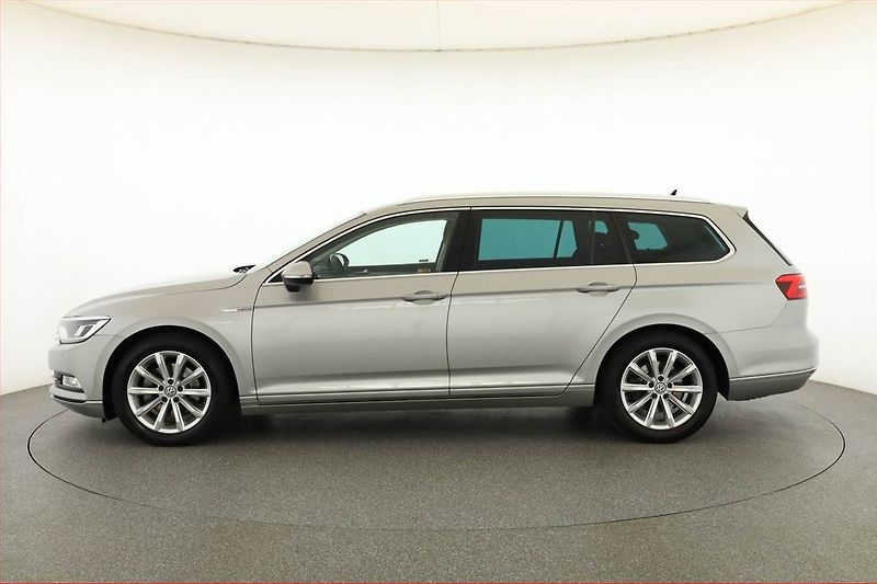 Volkswagen Passat (2015) Comfortline 2.0 TDI, 4X4 - fotka 3 z 20