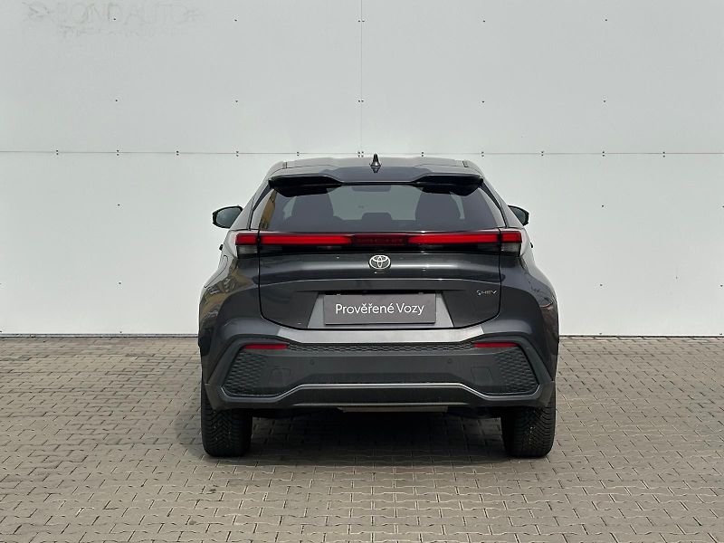 Toyota C-HR 1,8 HEV e-CVT Style - fotka 9 z 30