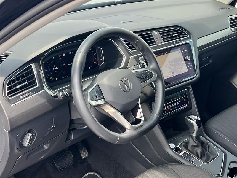 Volkswagen Tiguan Allspace 2,0 TDi 110kW 7DSG LIFE - fotka 6 z 25
