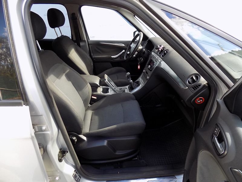 Ford S-MAX (2008) 2.0TDCi/klimatizace/ - fotka 14 z 33