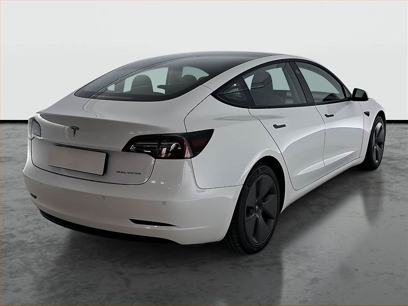 Tesla Model 3 (2021) Long Range 4WD 82kWh, SoH 81% - fotka 5 z 21